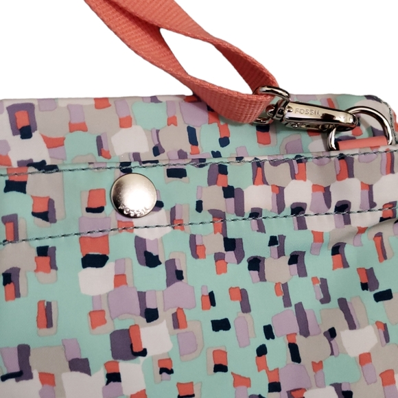 Fossil Thin Crossbody Purse - Picture 3 of 13